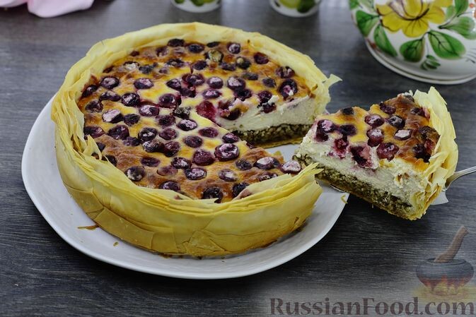 тесто фило, сыр сливочный, йогурт, творог, масло сливочное, вишня, орех грецкий, яйца, сахар, сахарная пудра, крахмал, сахар ванильный