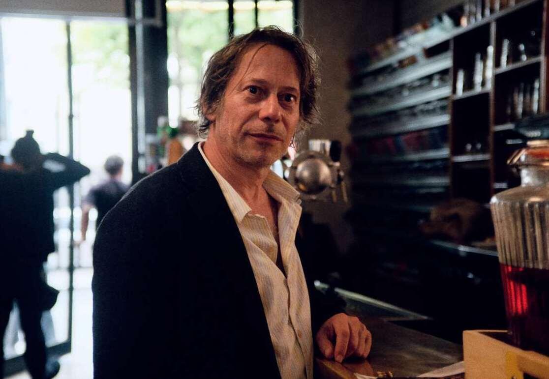 Кадр из фильма "Зрители".