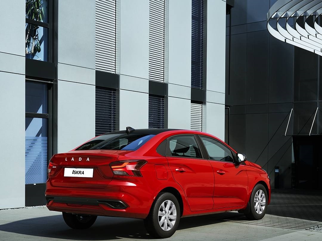  Lada Iskra