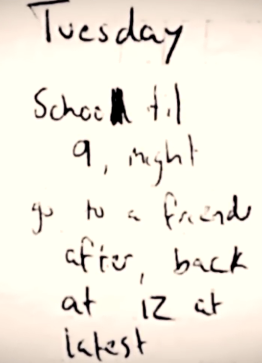 Фотография записки для родственников от Лиззи