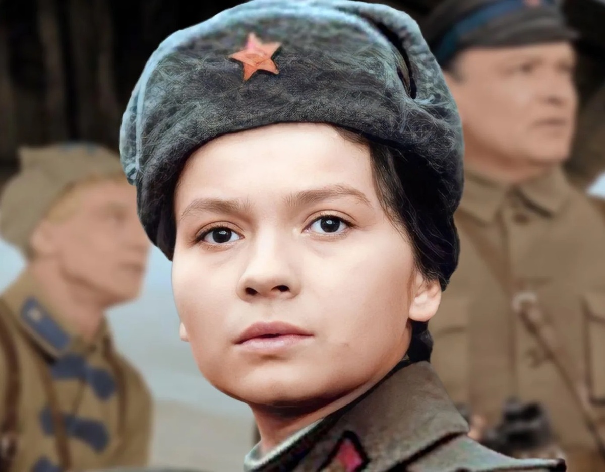 Кадр из фильма "Офицеры"