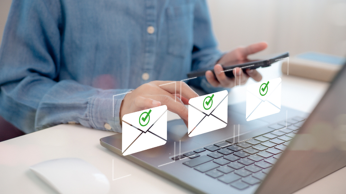 @FAMILY STOCK/Shutterstock.com