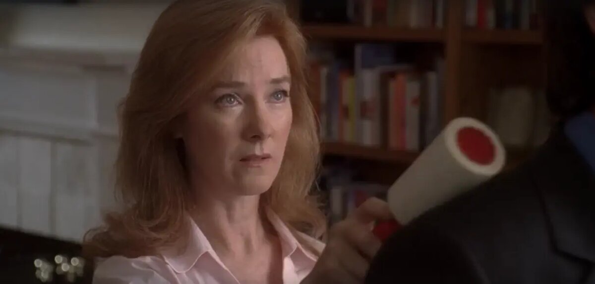    Валери Махаффей в роли Альмы Ходж. Фото: стоп-кадр из сериала «Отчаянные домохозяйки»