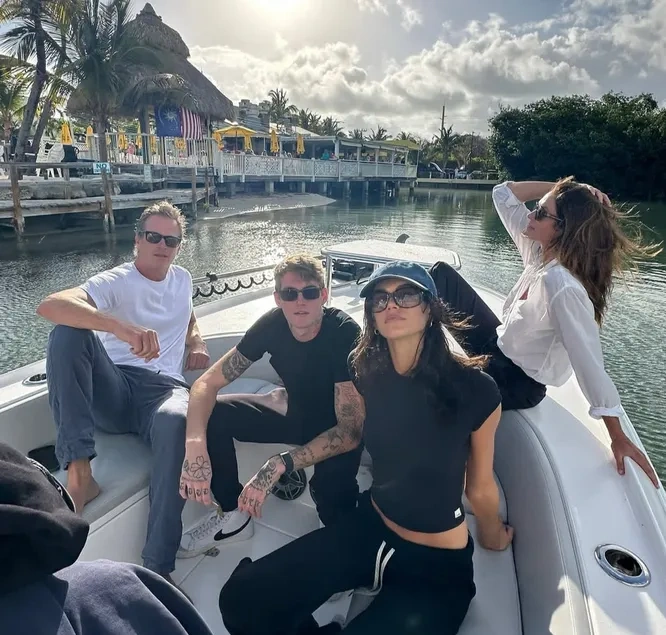    Семья Синди Кроуфорд