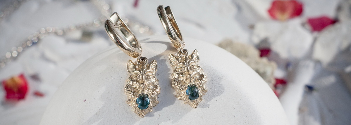 Золотые серьги с топазами «Инари»