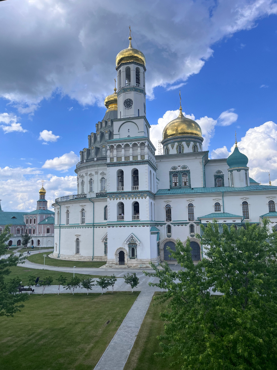 Воскресенский собор