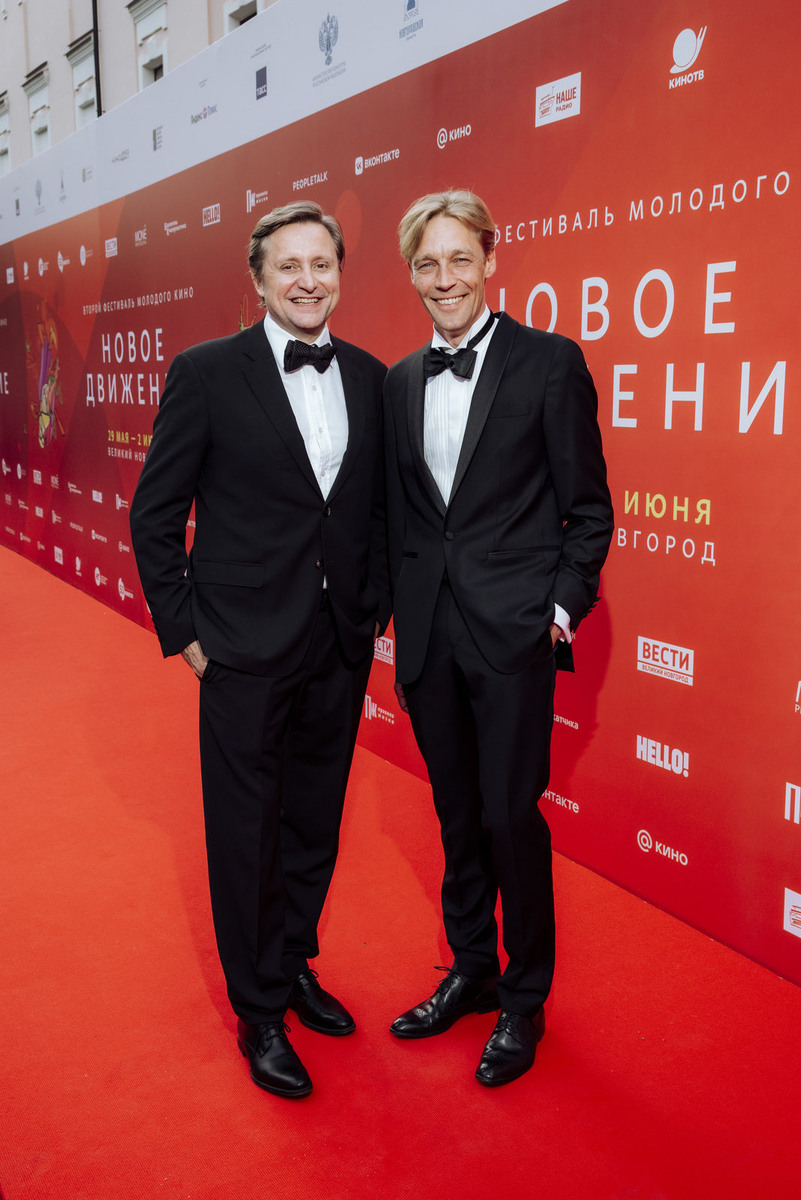 Листайте вправо, чтобы увидеть больше изображений