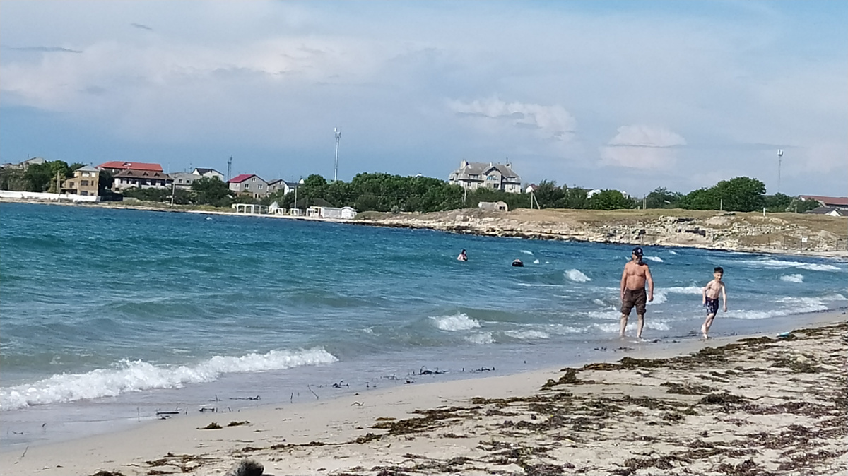 Купаются ведь.