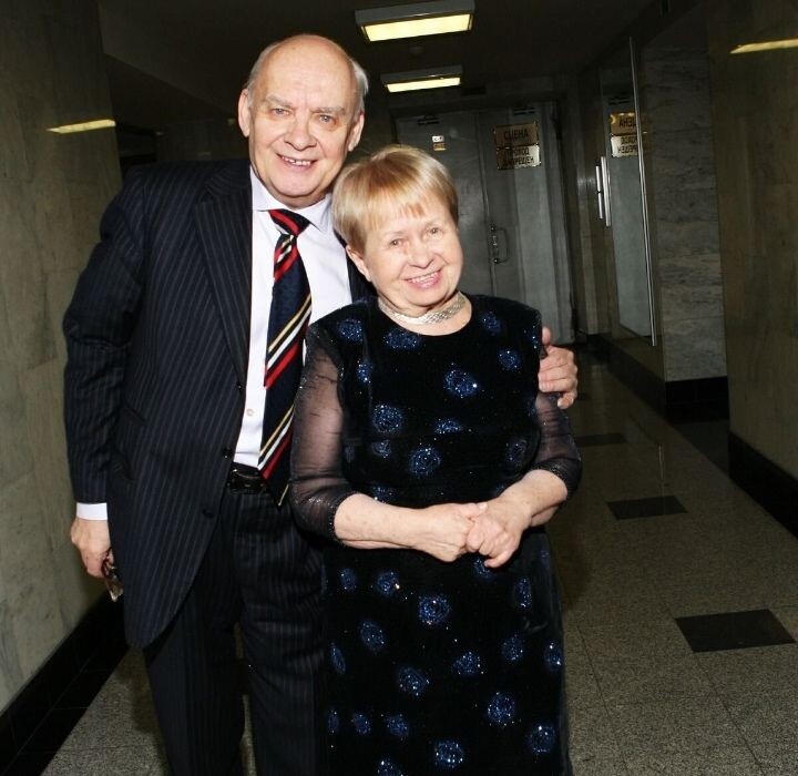 Александра Пахмутова иНиколай Добронравов