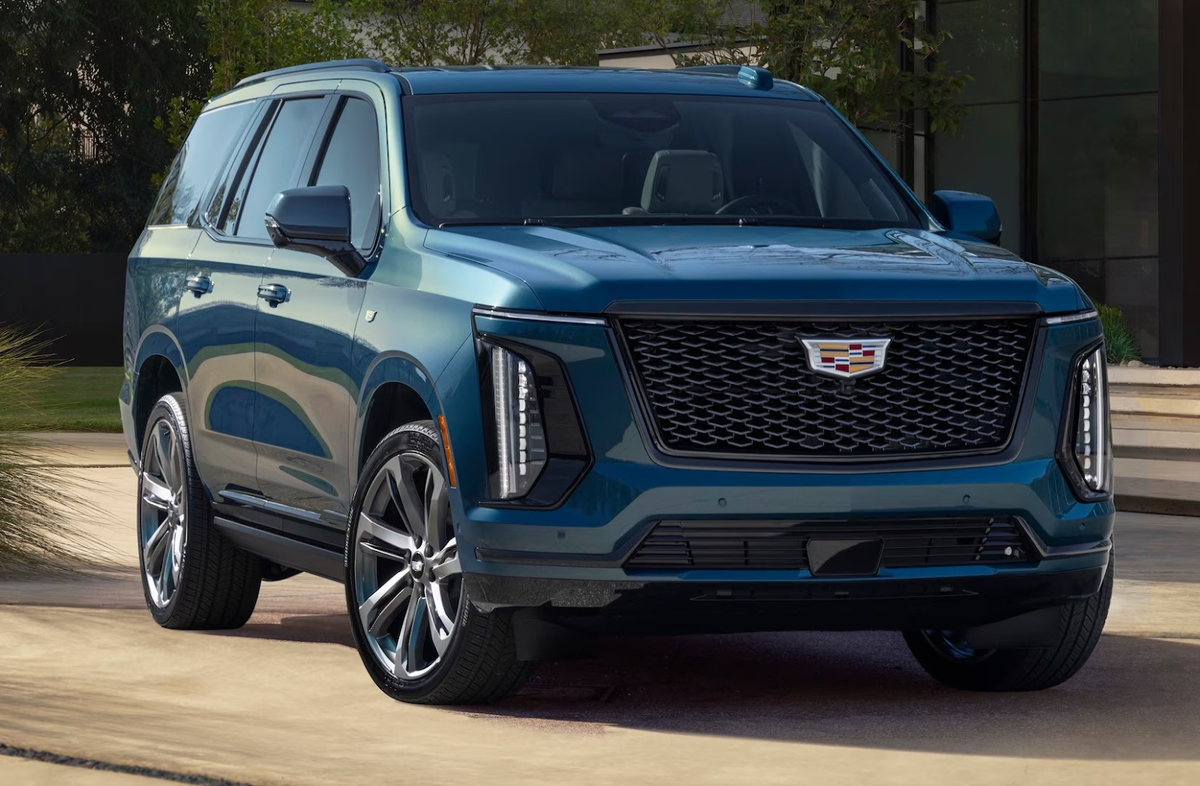 Передняя часть Cadillac Escalade 