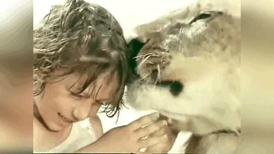 Рома Берберов,  Ева Берберова  и Кинг Второй в фильме "У меня есть лев".