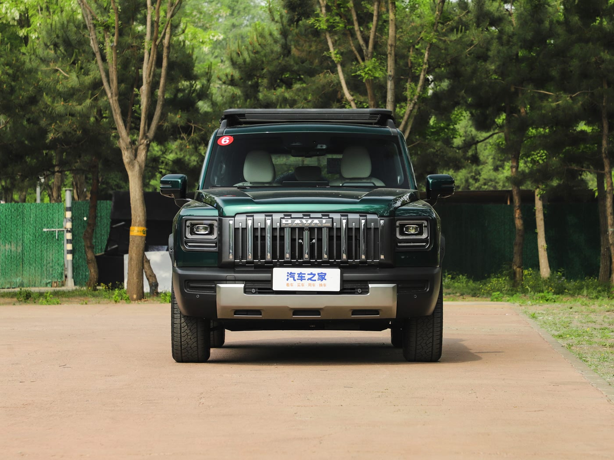 Передняя часть Haval Raptor