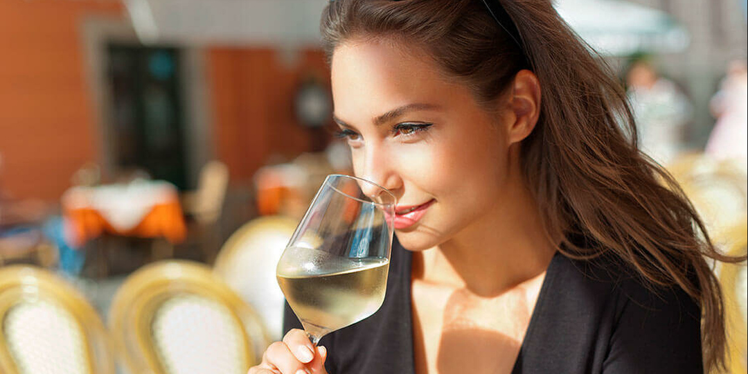 ПИТЬ ИЛИ НЕ ПИТЬ: осознанный выбор в мире, где алкоголь - легальный побег от реальности