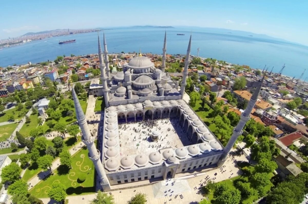    Aydınlık: Турции не следует допускать делегацию ЕС на переговоры в Стамбуле