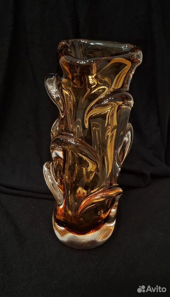 Ваза из карамельного стекла