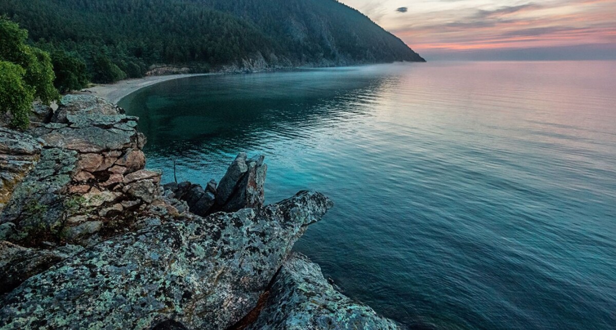 Фото с https://vmuzey.com/event/buryatiya-zhemchuzhina-planety?__cf_chl_tk=Xf.uZupDq.b2DEwYMxJe43Fp6wOHlPOarsS8MYf2onk-1725507749-0.0.1.1-5204