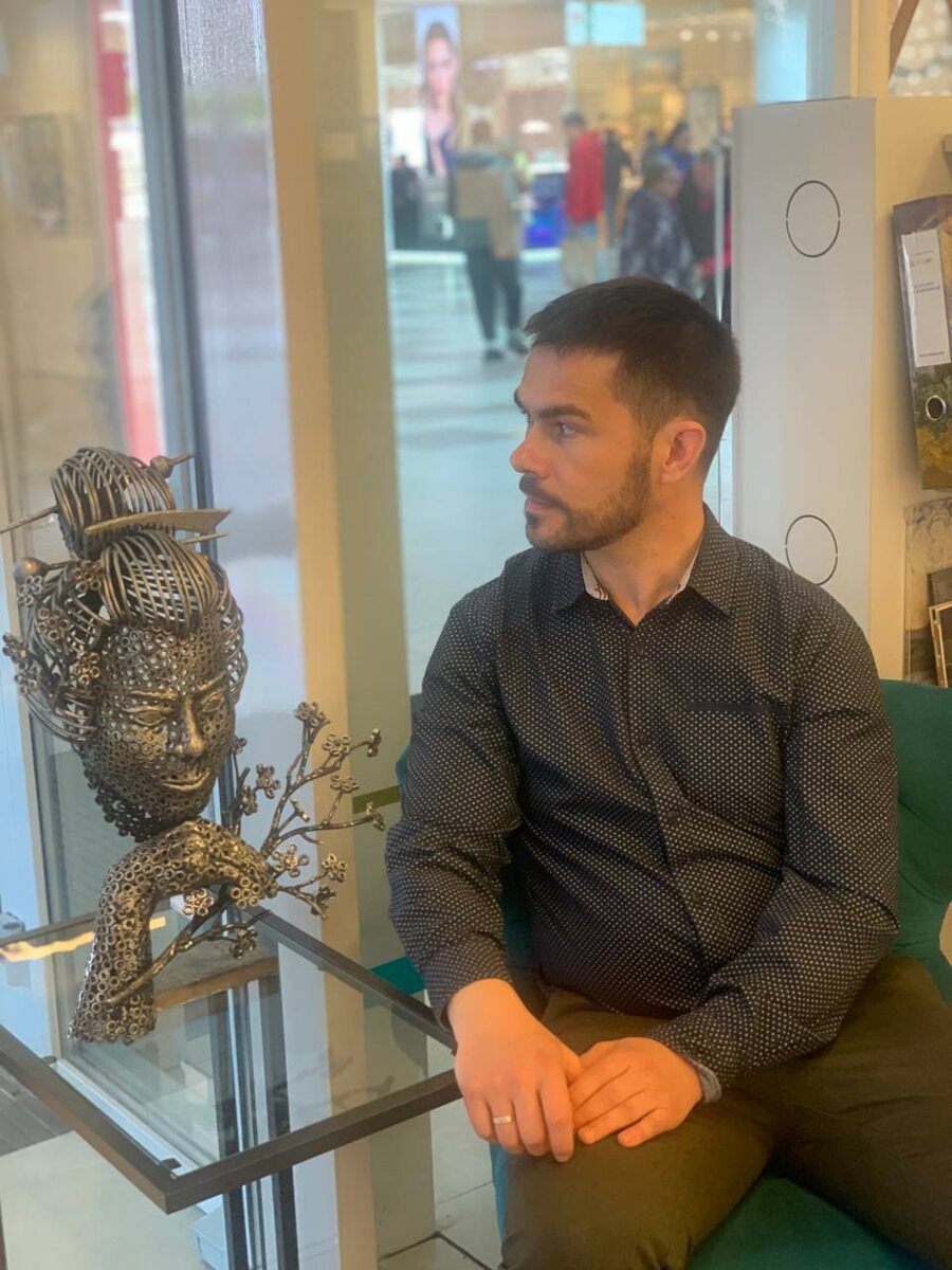 Нейроимпульсы для персонализации сервисов.