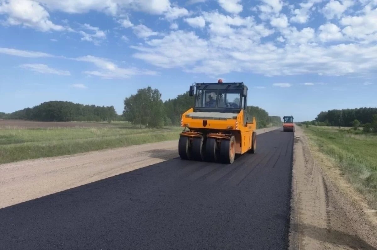    На Алтае ремонтируют дорогу к популярным у туристов солёным озерам