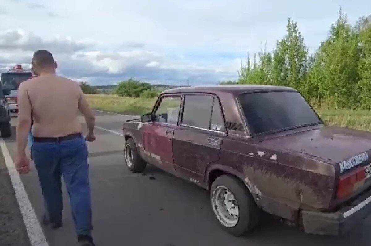    Водитель без прав пытался вплавь скрыться от полиции в Иркутской области