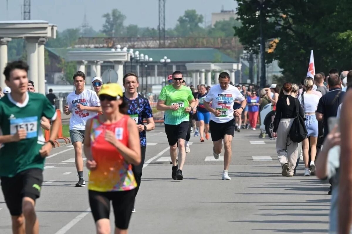    Две тысячи жителей Хабаровска пробежали «Зелёный марафон-2025»