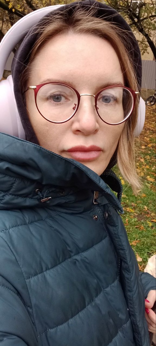No makeup)
