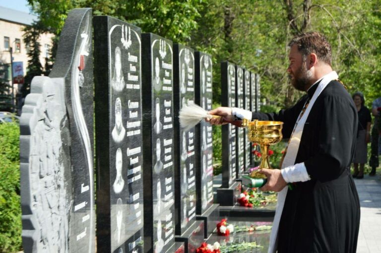    В Новосергиевке освятили стелы «Мемориального комплекса бойцам СВО» Белов Михаил Александрович