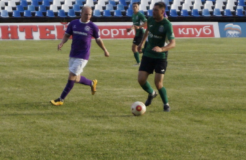    "Текстильщик" - "Ахтуба" (фото Виталия Пономарева)