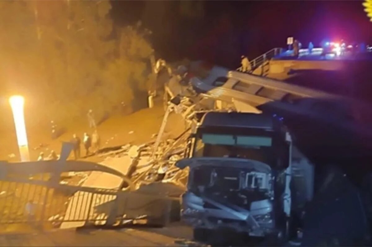    На месте ЧП с поездом в Брянской области ведут демонтаж фрагментов моста