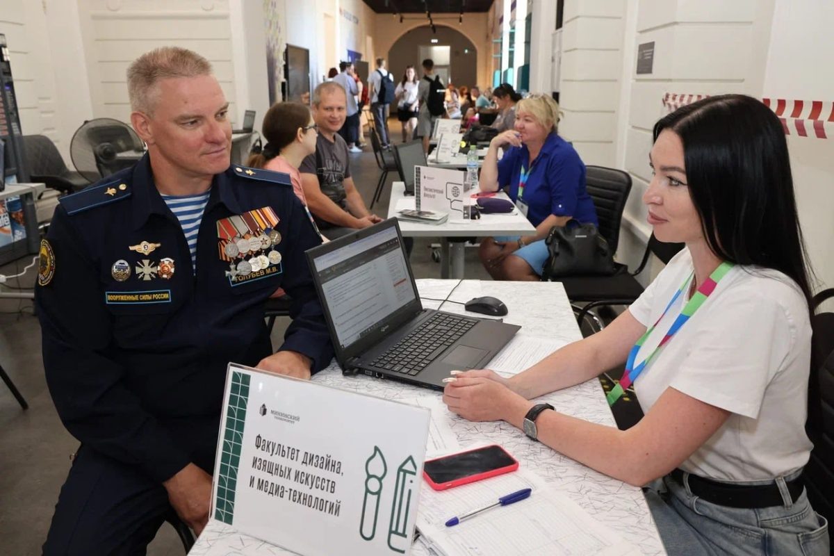    Более 14 тысяч человек обратилось в нижегородский фонд «Защитники Отечества» за два года его работы