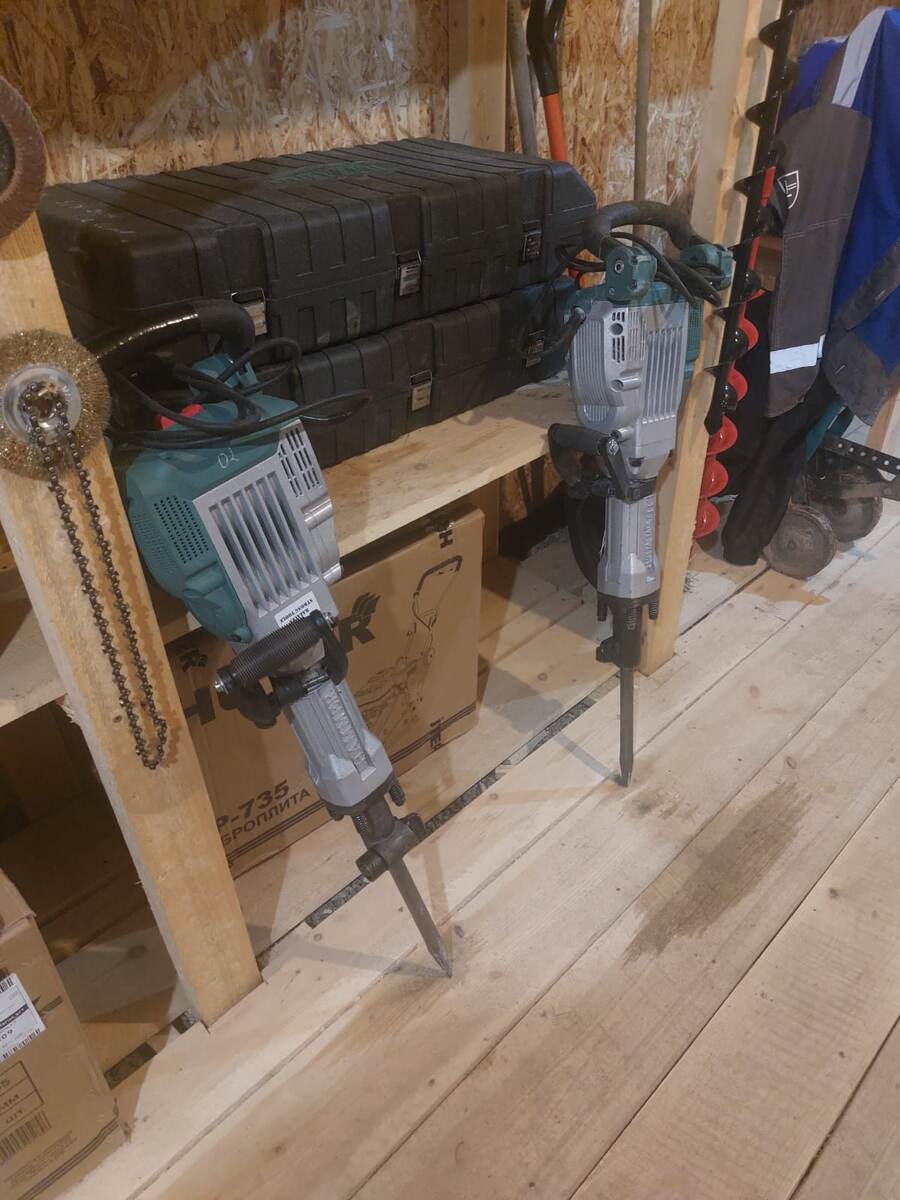 Отбойный молоток в аренду в Серове