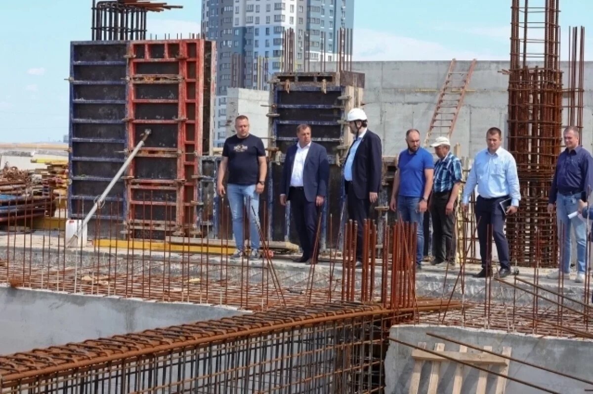    Виталий Артёмов проверил ход строительства школы и садика в Рязани