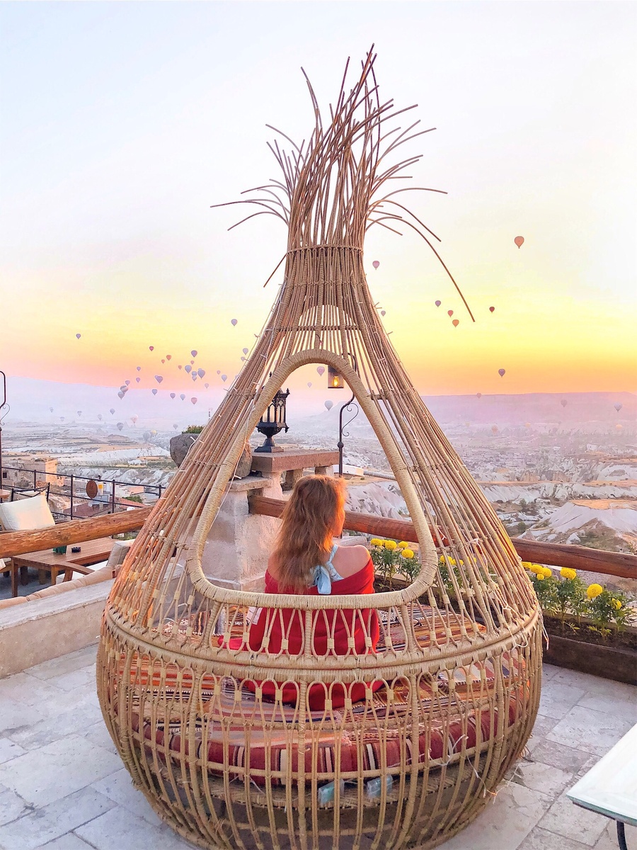 Листайте галерею ->