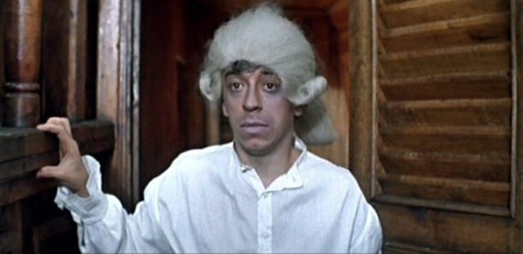 Джойс в фильме «Остров Сокровищ»