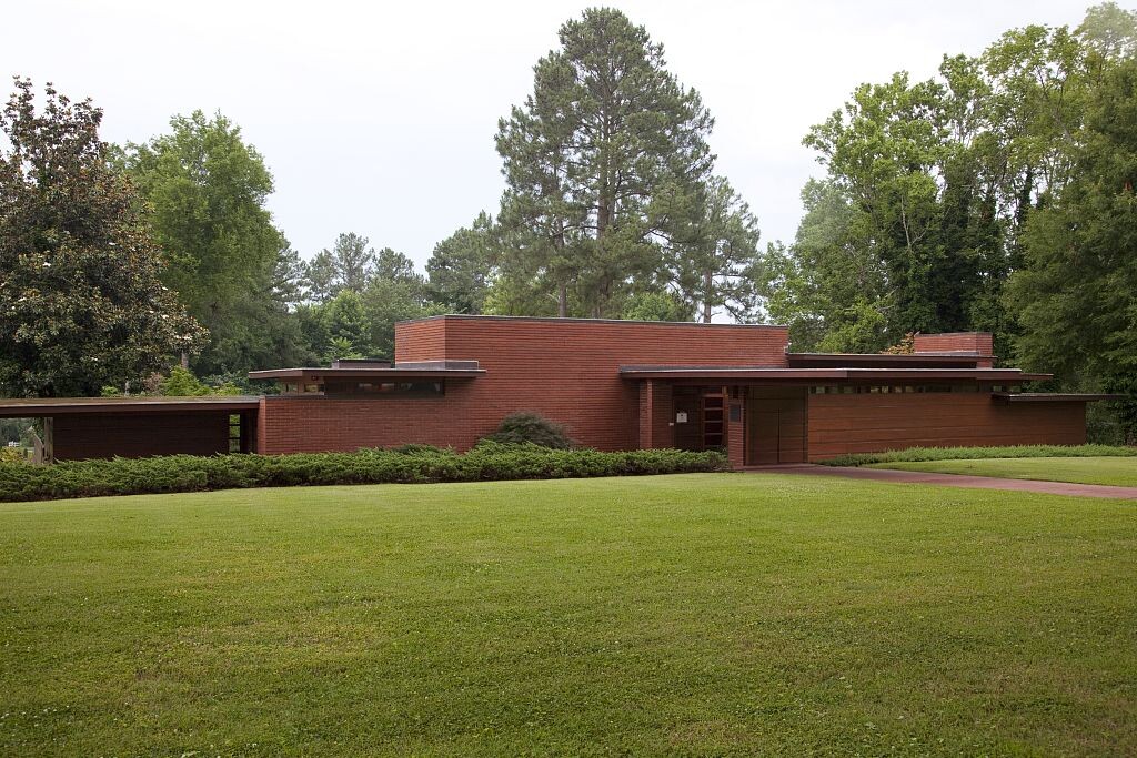 Фрэнк Ллойд Райт. Дом Розенбаума во Флоренции. 1938 — 1948. Вид с улицы. Фото Carol Highsmith, 2010. ©Библиотека Конгресса.