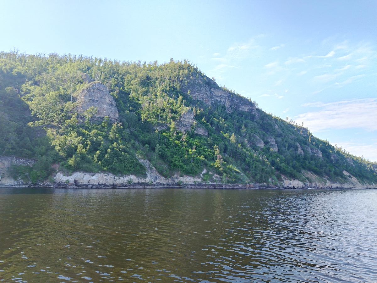 Вид на курган с теплохода