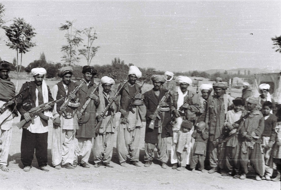 г. Бала-Мургаб, октябрь 1985 года. Местные ополченцы.