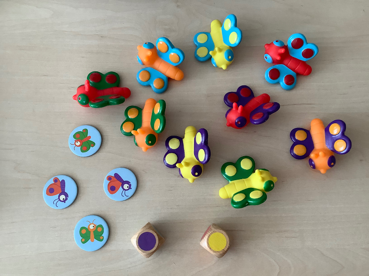 Игра «Угадай цвет бабочки»