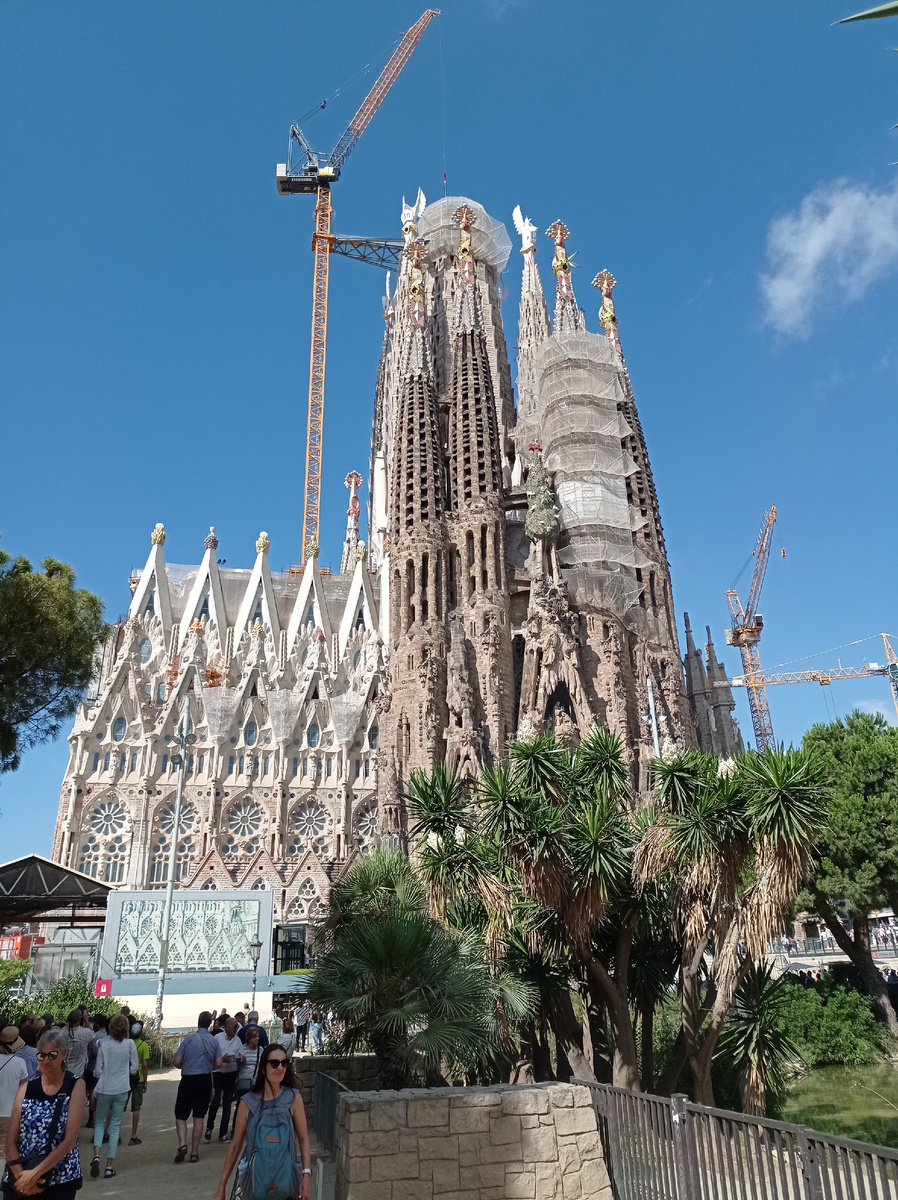 Саграда Фамилия (Искупительный храм Святого Семейства)