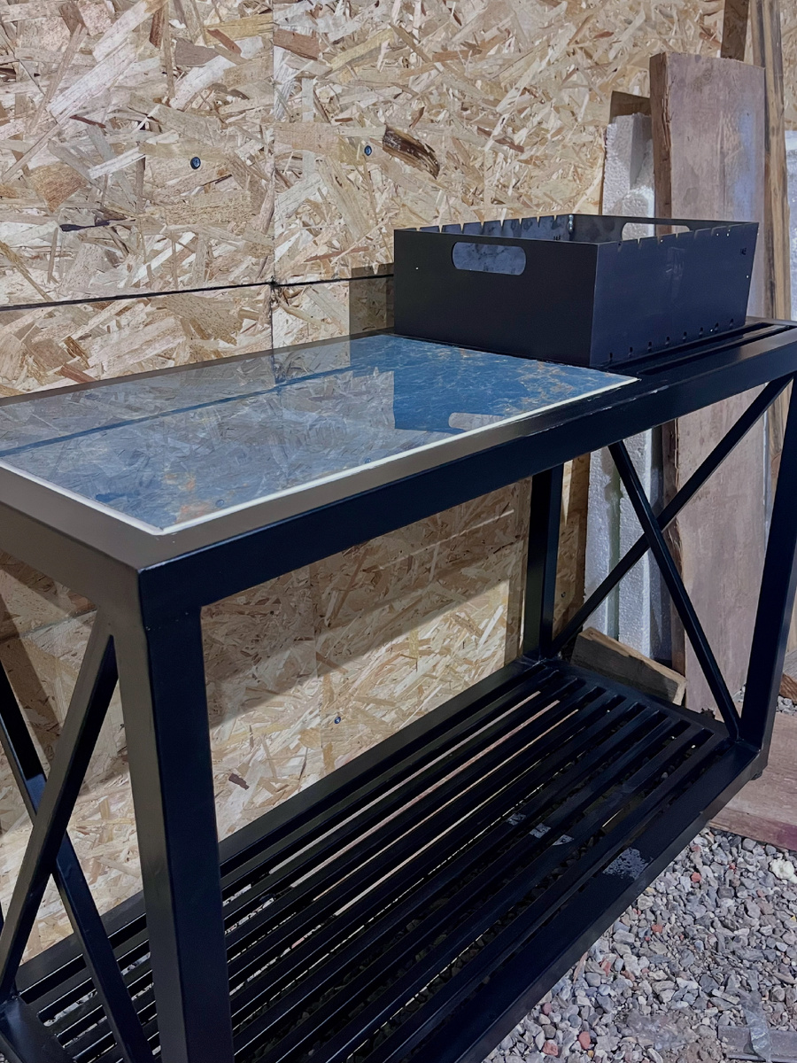 Вот так выглядит уже готовый мангал 