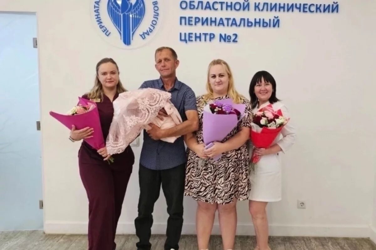    700-граммовую «дюймовочку» выходили медики Волгограда