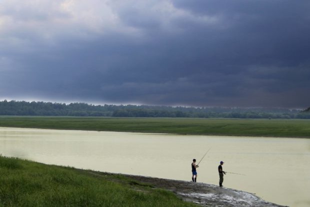 Рыбалка во время грозы