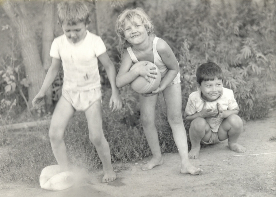 Примерно 1983 год. Улица Рабочая, город Искитим, Новосибирская область. СССР.