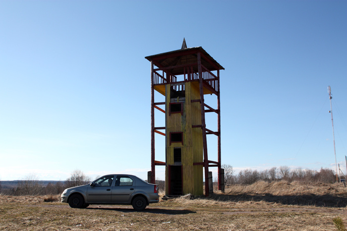 Желтая вышка. Ныне её уже нет...