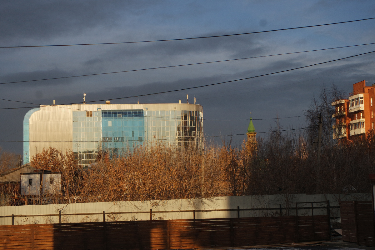 листать вправо