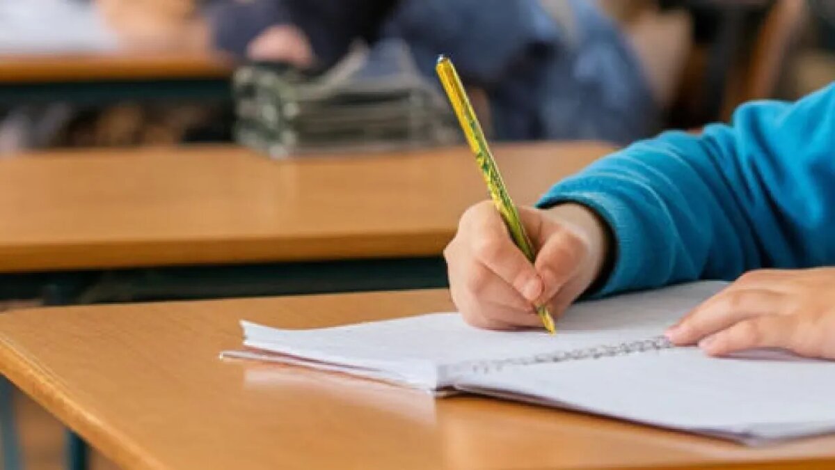    Сгенерировано ИИ