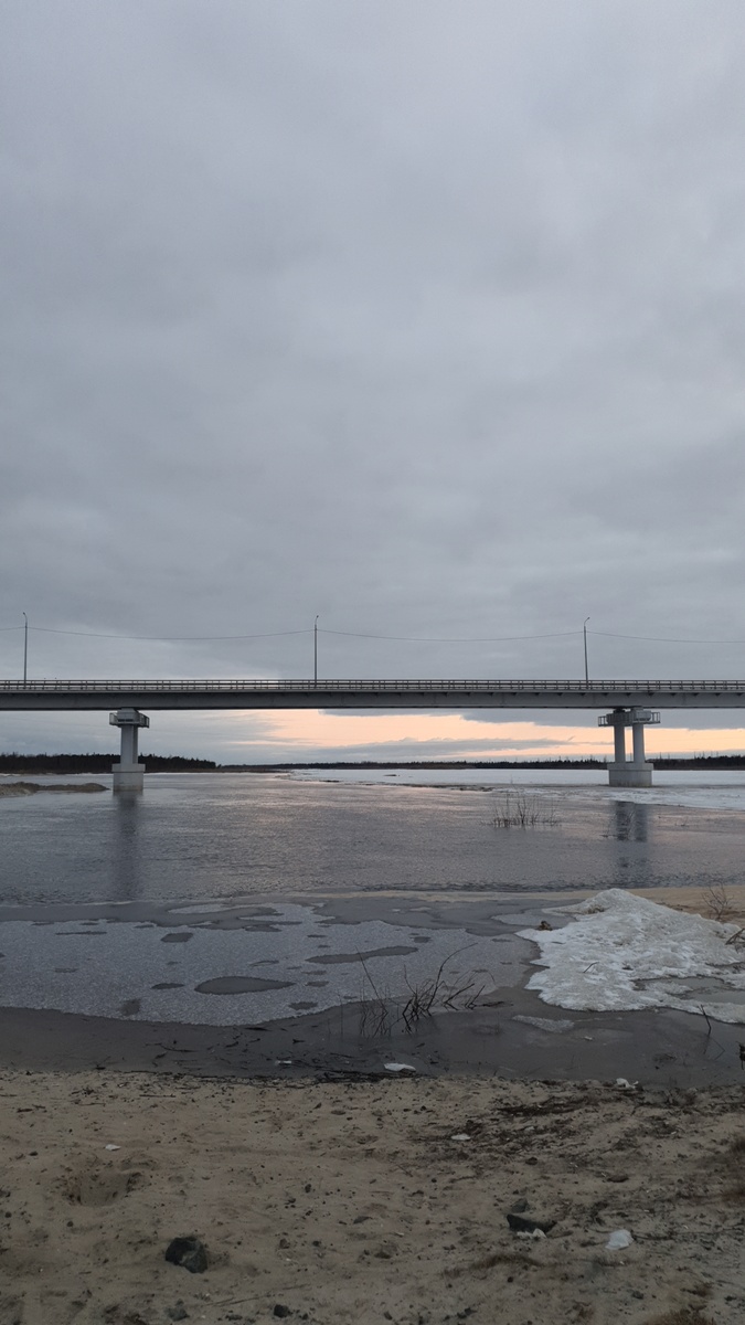 Приезжали раньше смотреть, лёд стоял