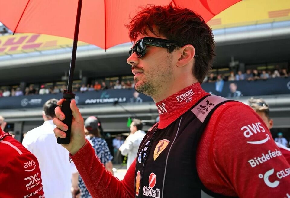    Шарль Леклер: Ферстаппен пытался выдавить меня на внутреннюю траекториюFerrari