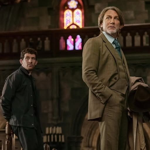     Дэниэл Крэйг начинает свое самое опасное расследование в трейлере фильма «Проснись, мертвец»