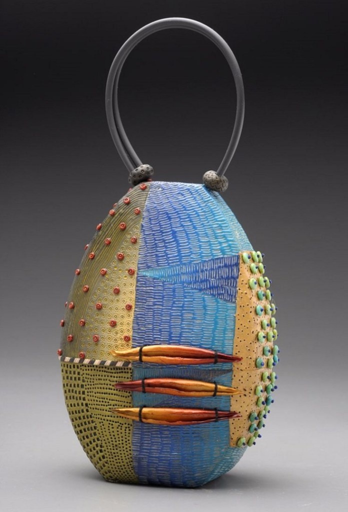 Источник: https://dailydoll.news/2023/12/09/kathleen-dustin-handbags/