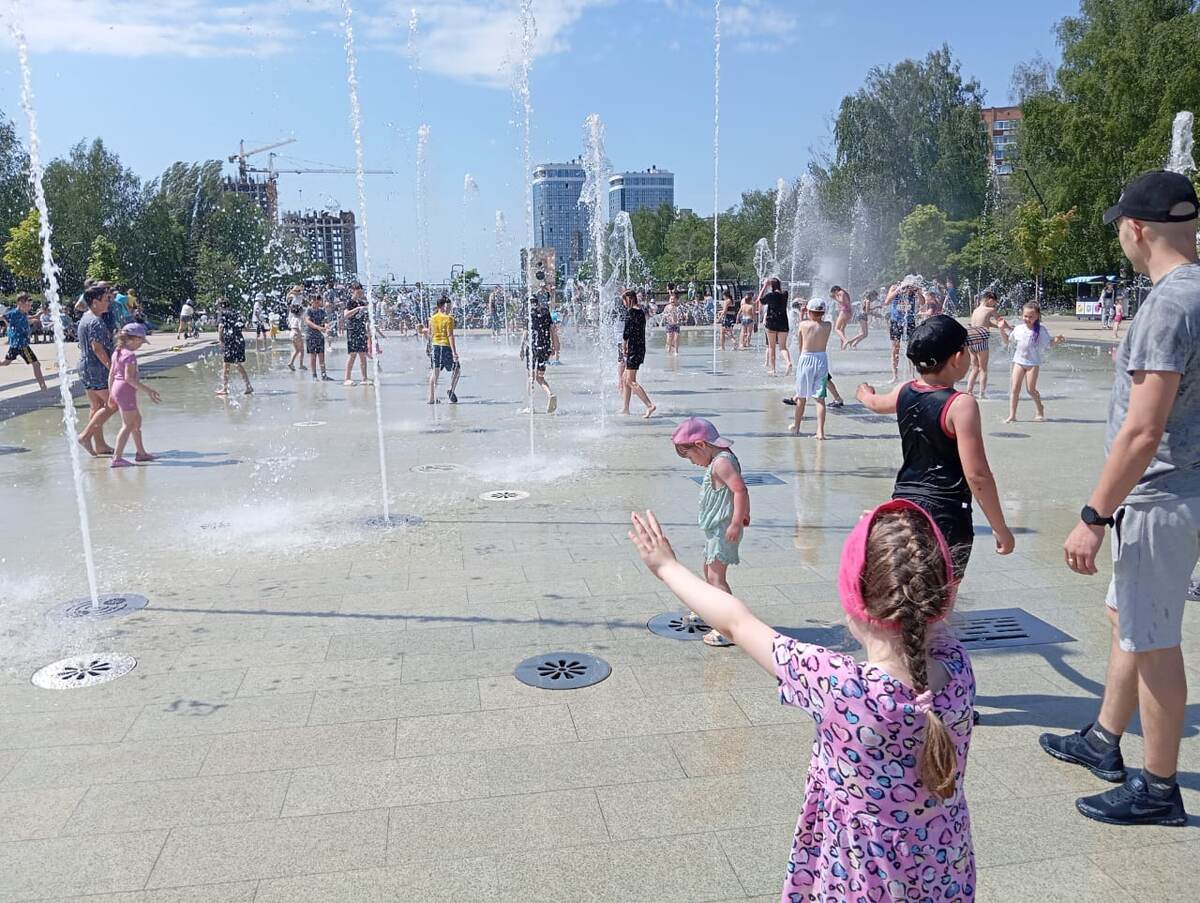 Площадь-фонтан в Ижевске 